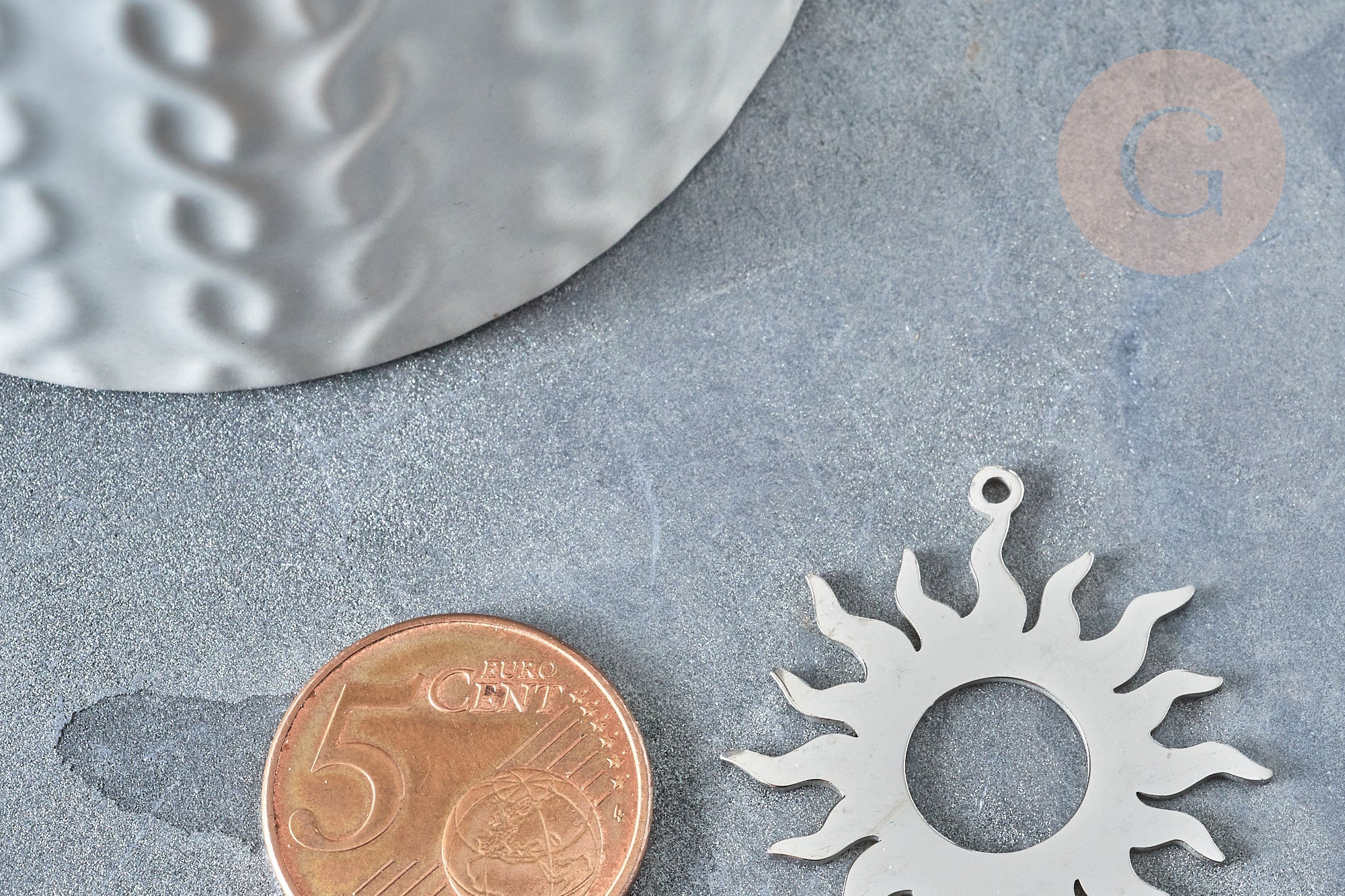 Gingerlily Pendentifs Soleil Acier Platine 32.5mm Inox
