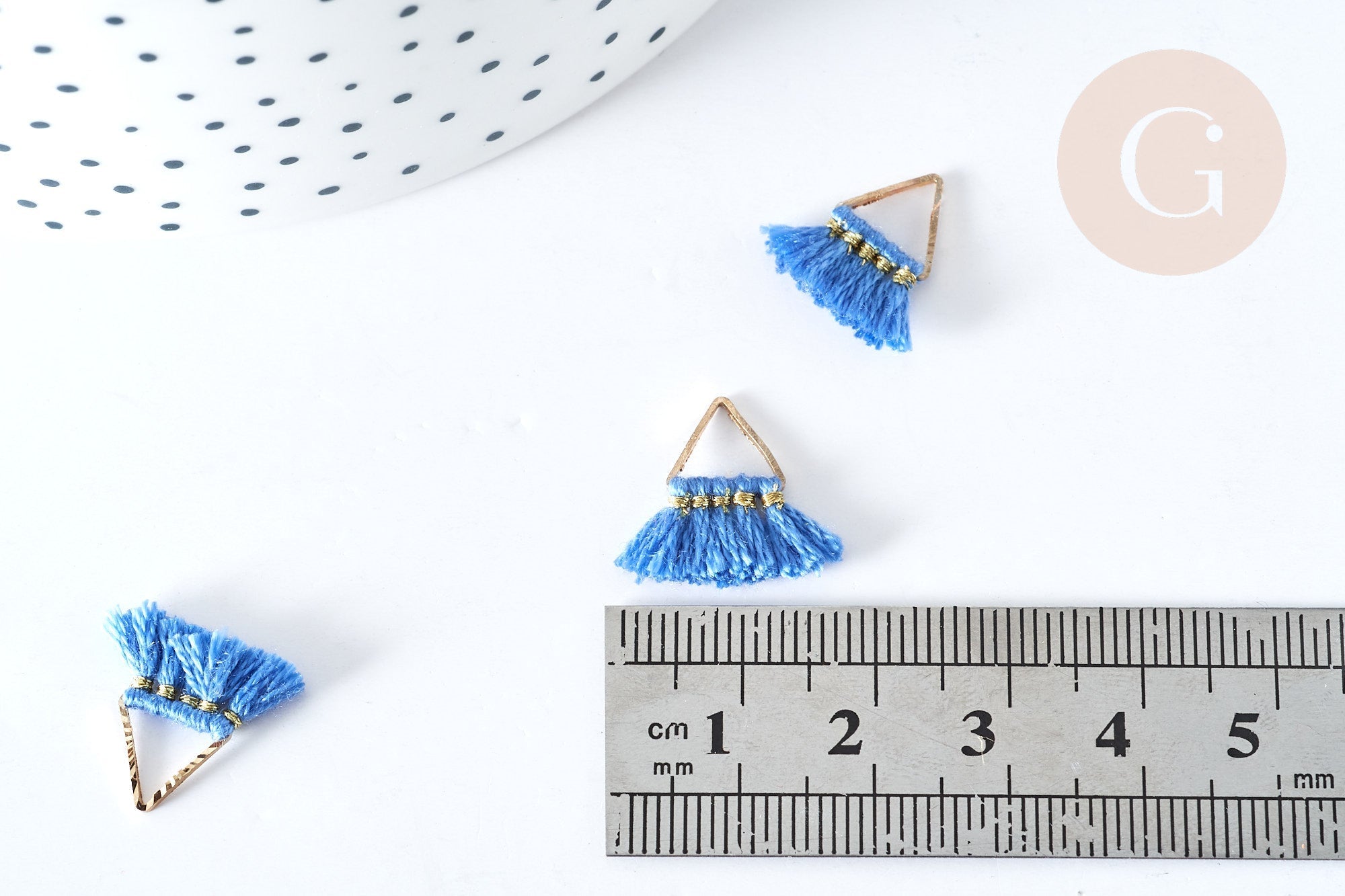 Gingerlily Pendentifs G8217 breloque pompon bleu 15mm x1 doré