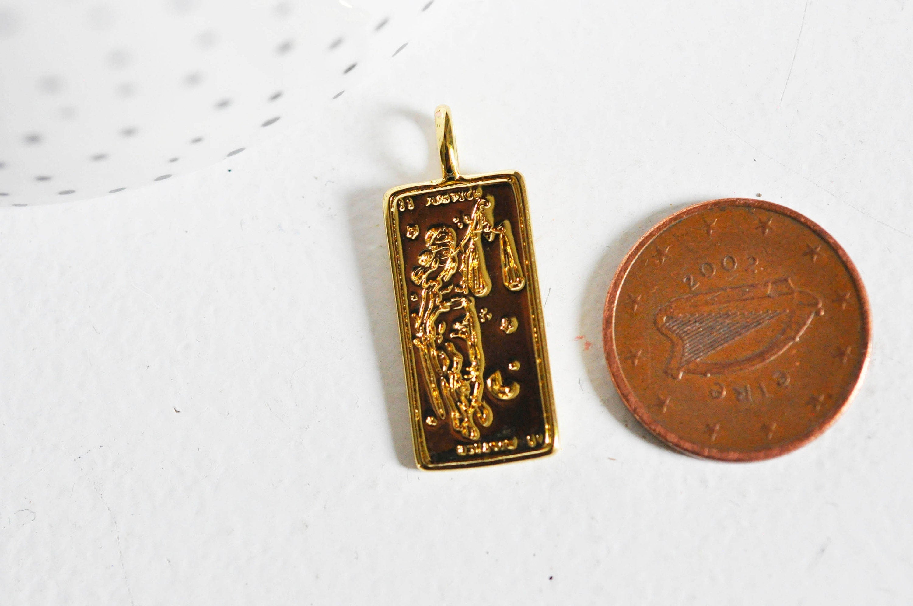 Gingerlily Pendentif médaille Justice G3561 laiton doré 29mm