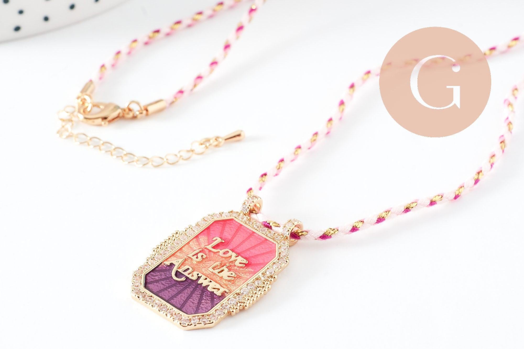 Gingerlily Collier médaille émail LOVE cordon 45cm doré