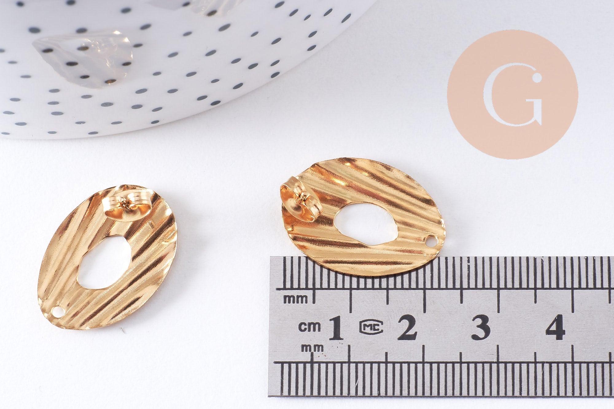 Gingerlily Boucles Ovale G10625 clous dorés 23mm x2