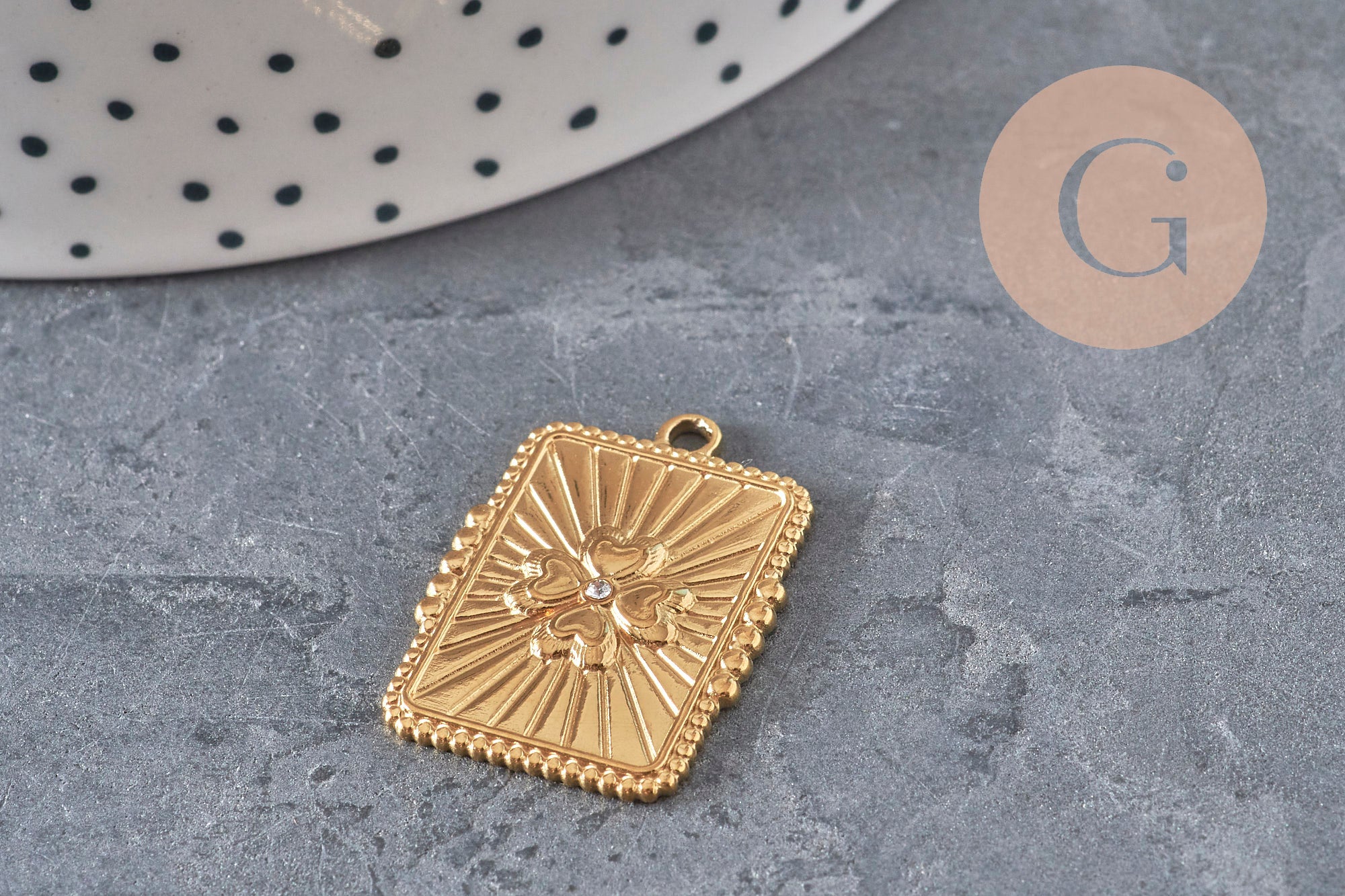 Gingerlily Pendentifs G11276 pendentif trèfle acier doré 25mm x1