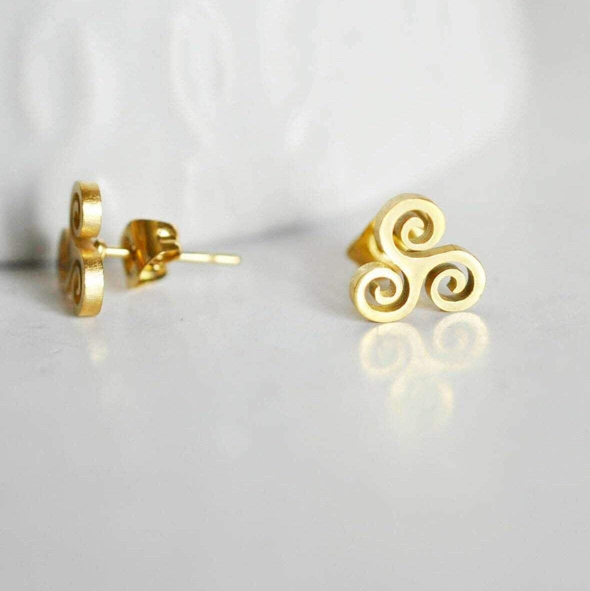 Gingerlily triskel G1719 boucles puces doré 9mm la paire sans nickel