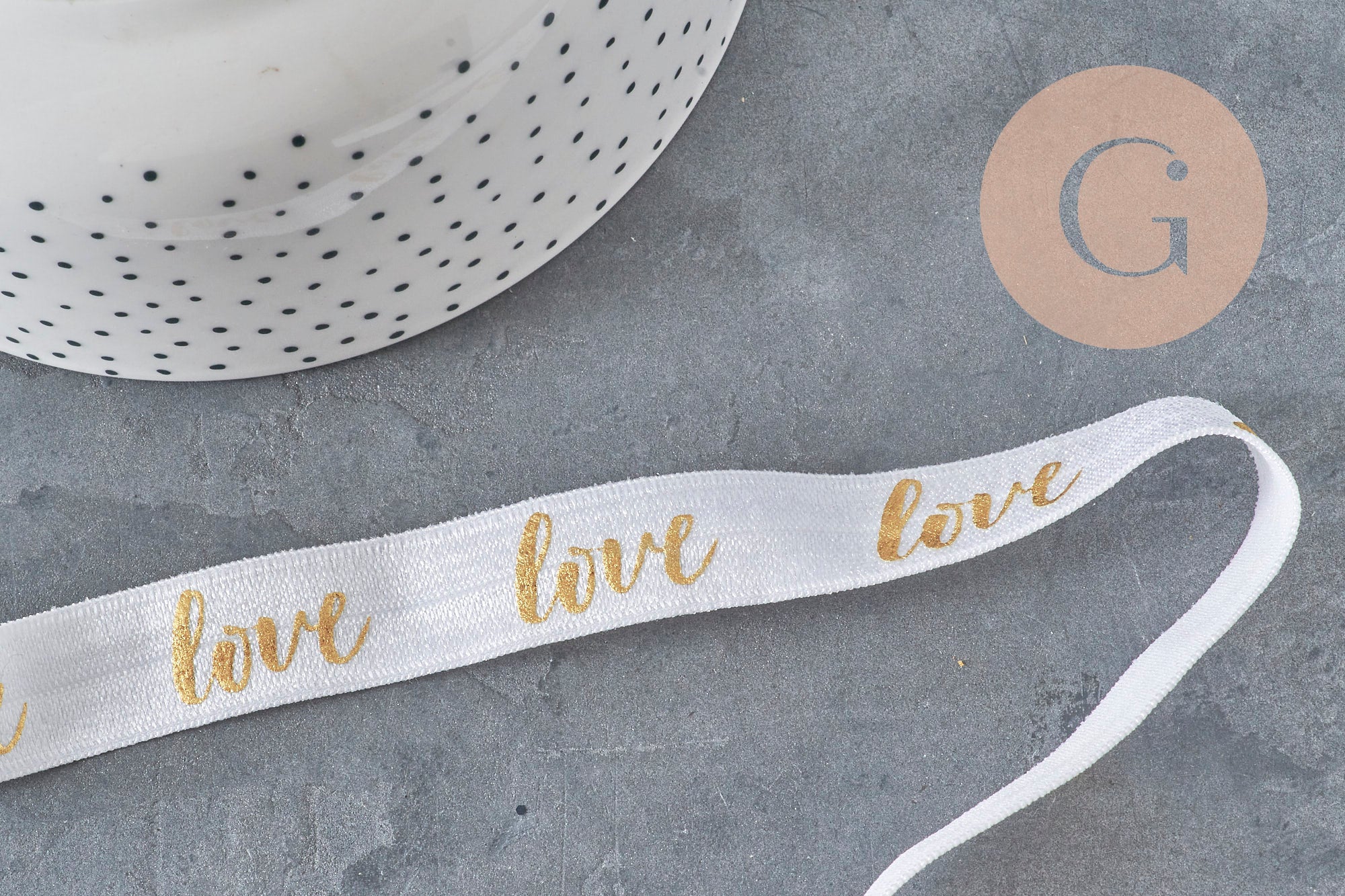 Gingerlily Ruban élastique LOVE blanc or 16mm 1m