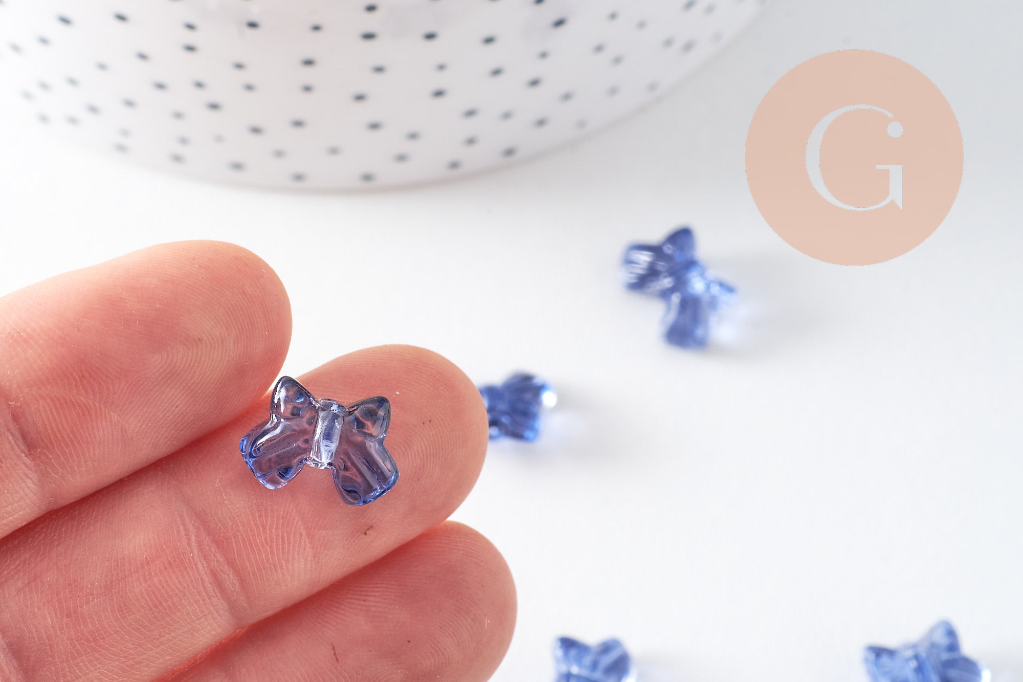 Gingerlily Perles DIY noeud papillon verre bleu irisé x10