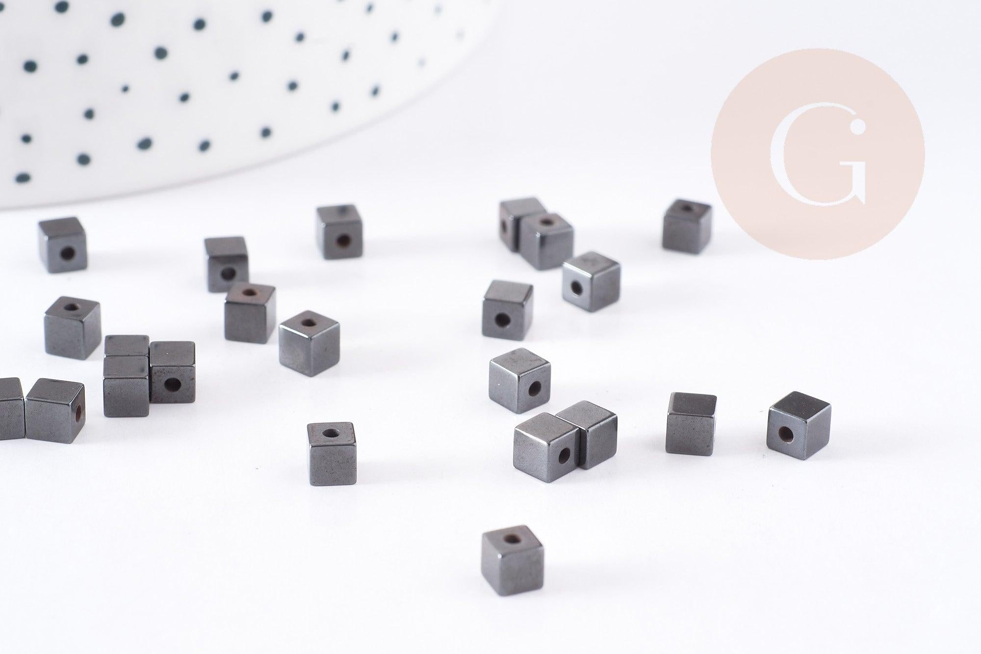 Gingerlily Perles G9078 perles cube hématite grise 3mm fil 39cm