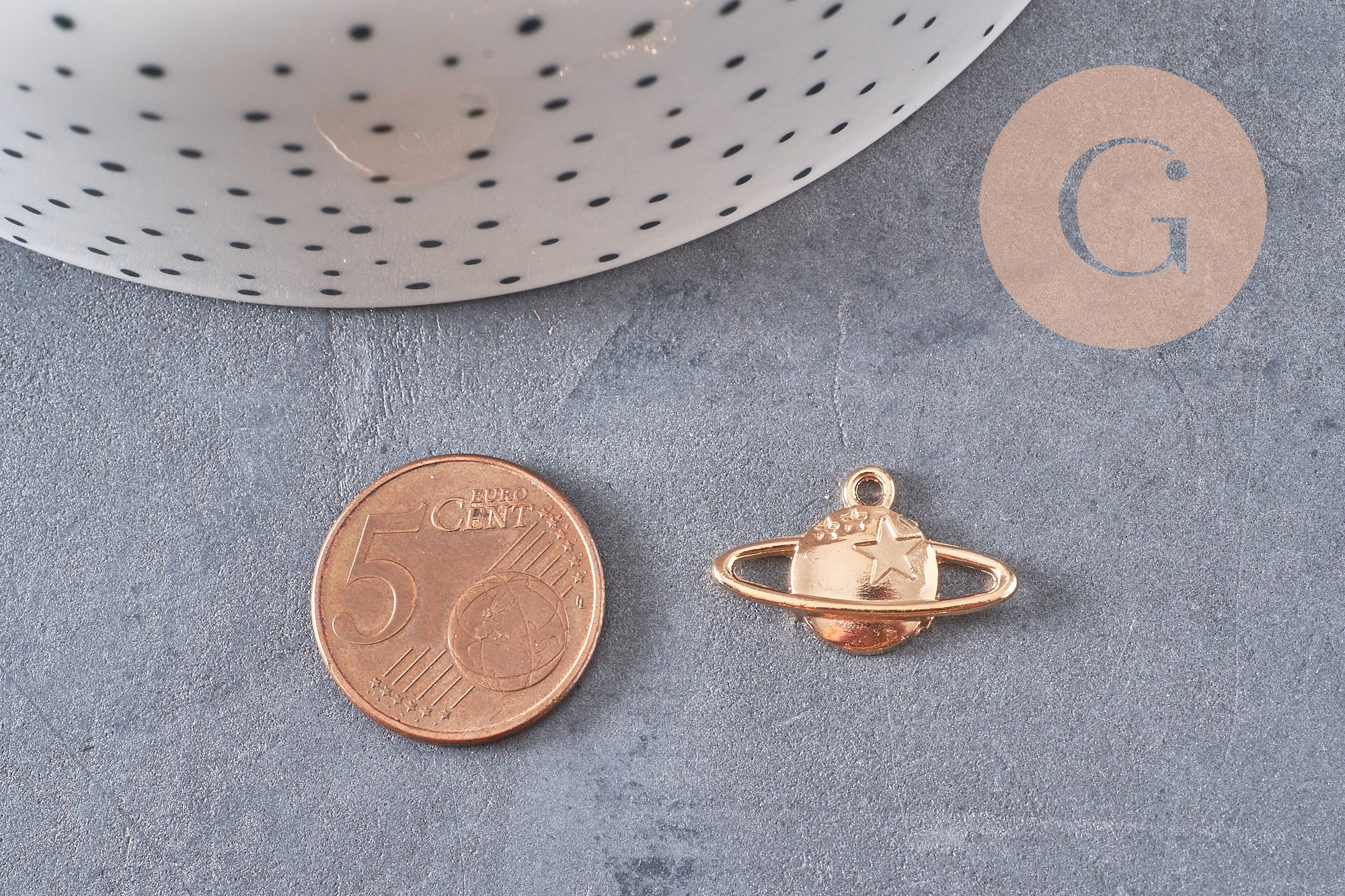Gingerlily G10553 pendentif planète zamac doré 13.5mm