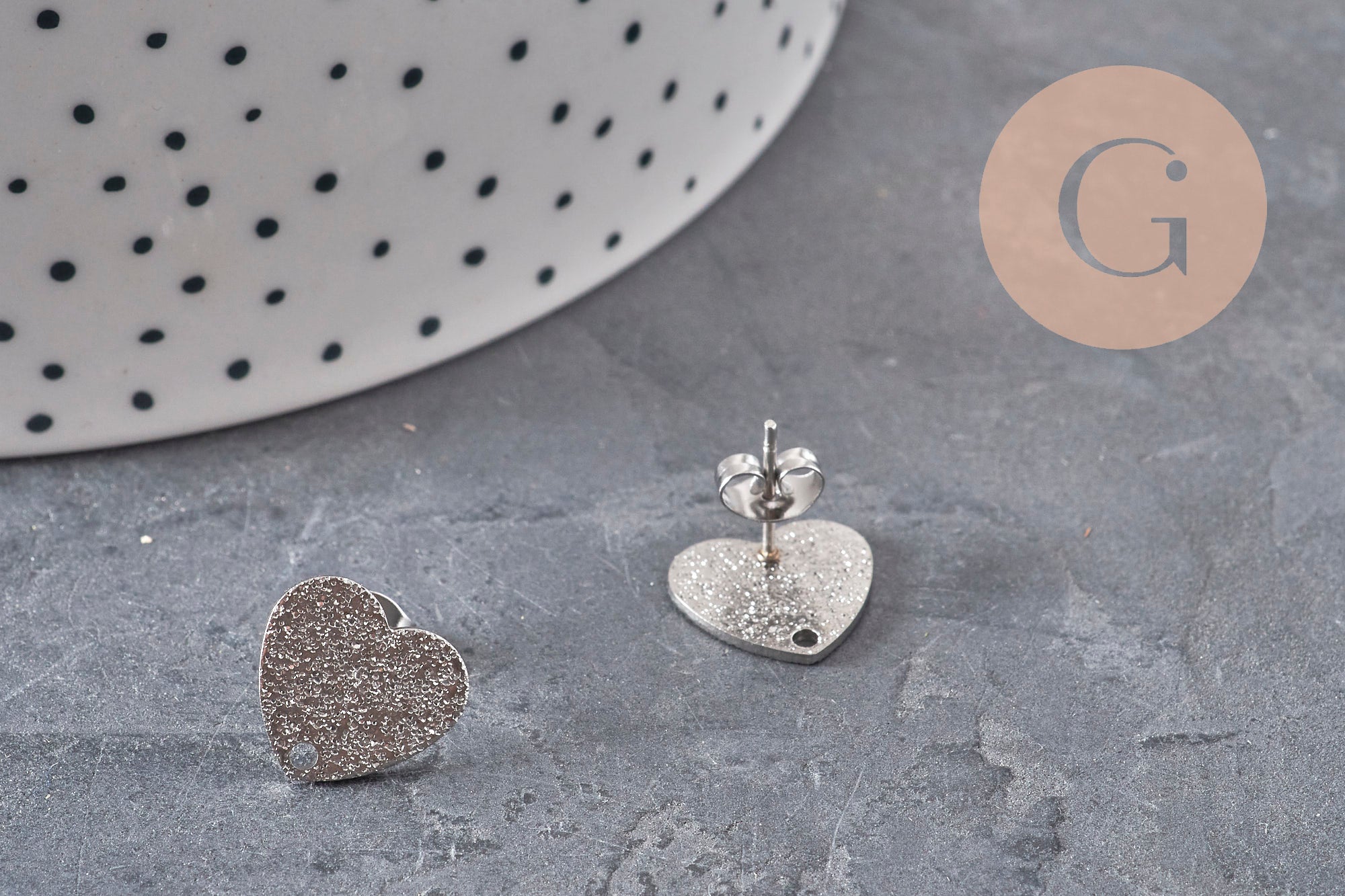 Gingerlily Apprêts puces G11318 clous coeur acier 13mm paire