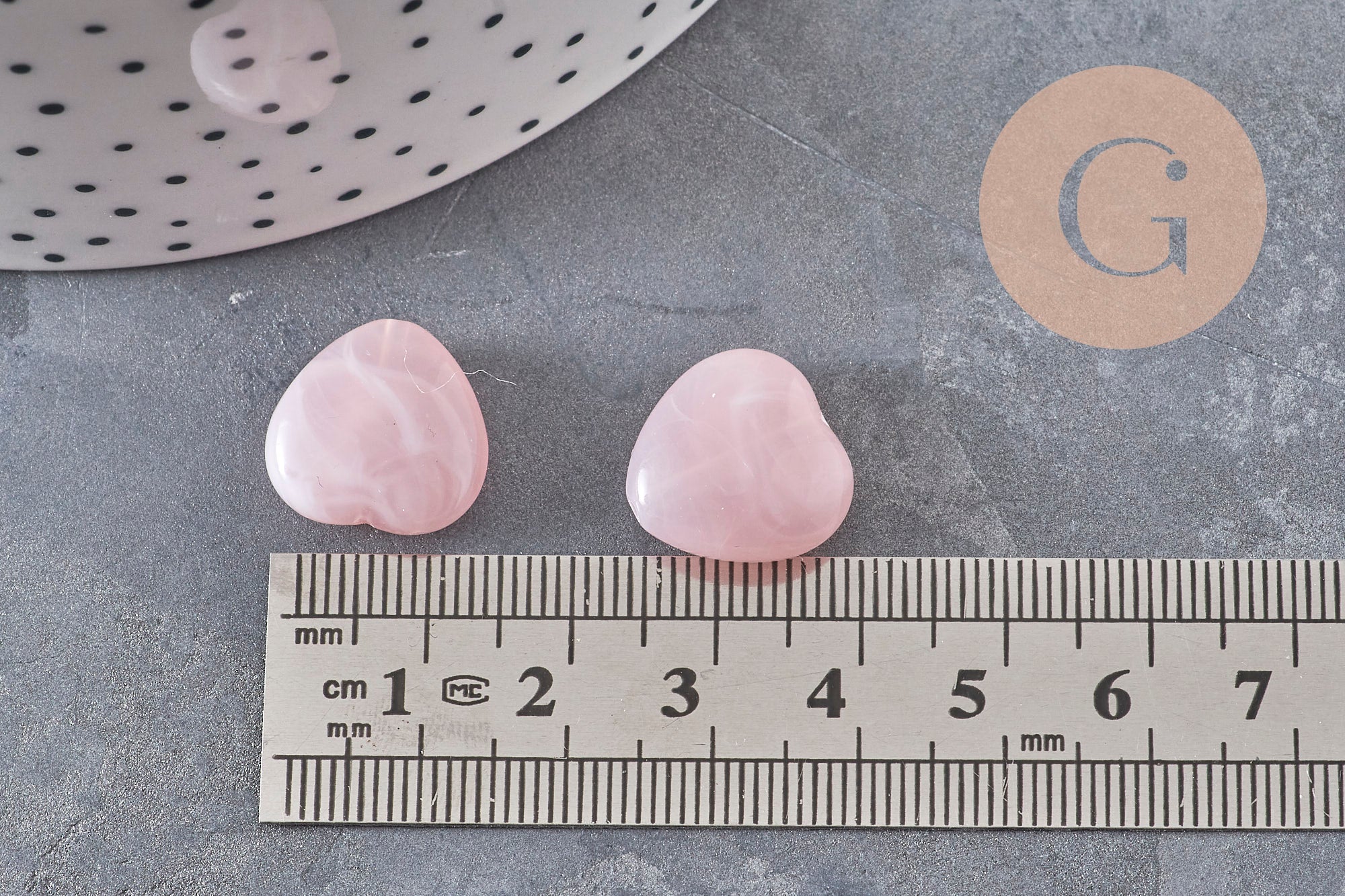 Gingerlily Perle cœur acrylique rose marbré 15mm x10
