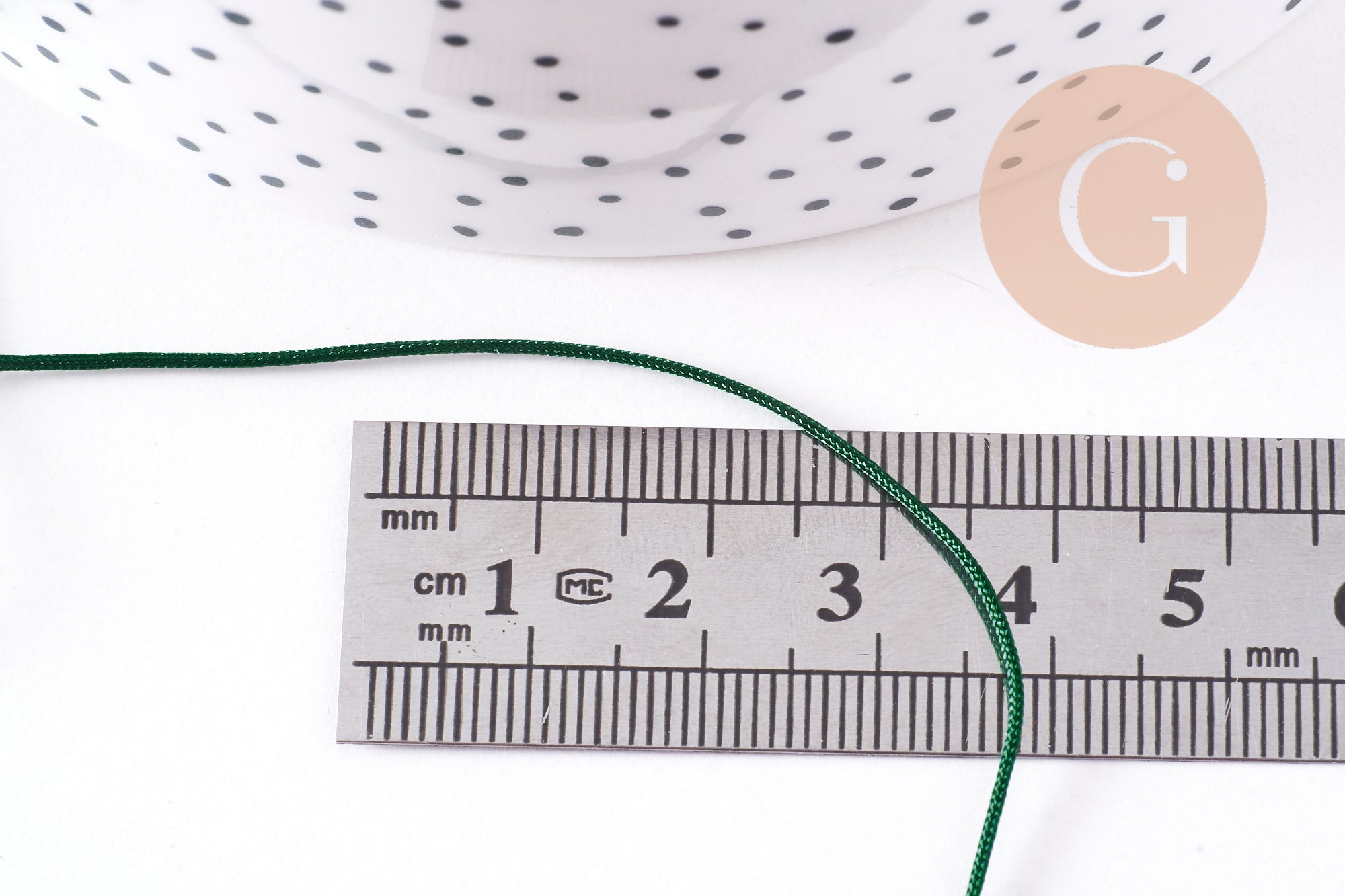 Gingerlily Cordon vert foncé tressé polyester 0,8mm 1m G10673