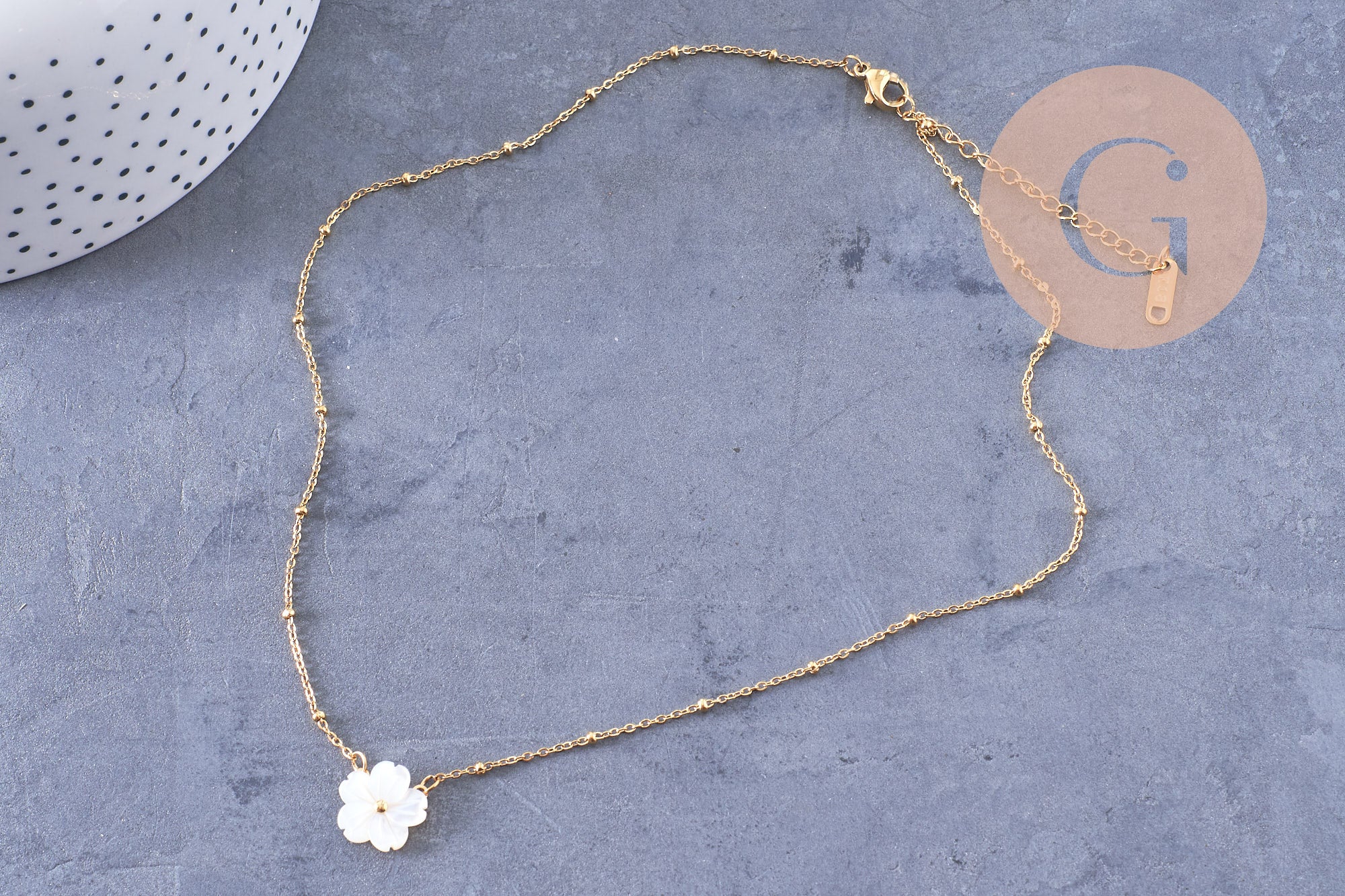 Gingerlily Chaînes 10581 collier fleur nacre doré 45cm