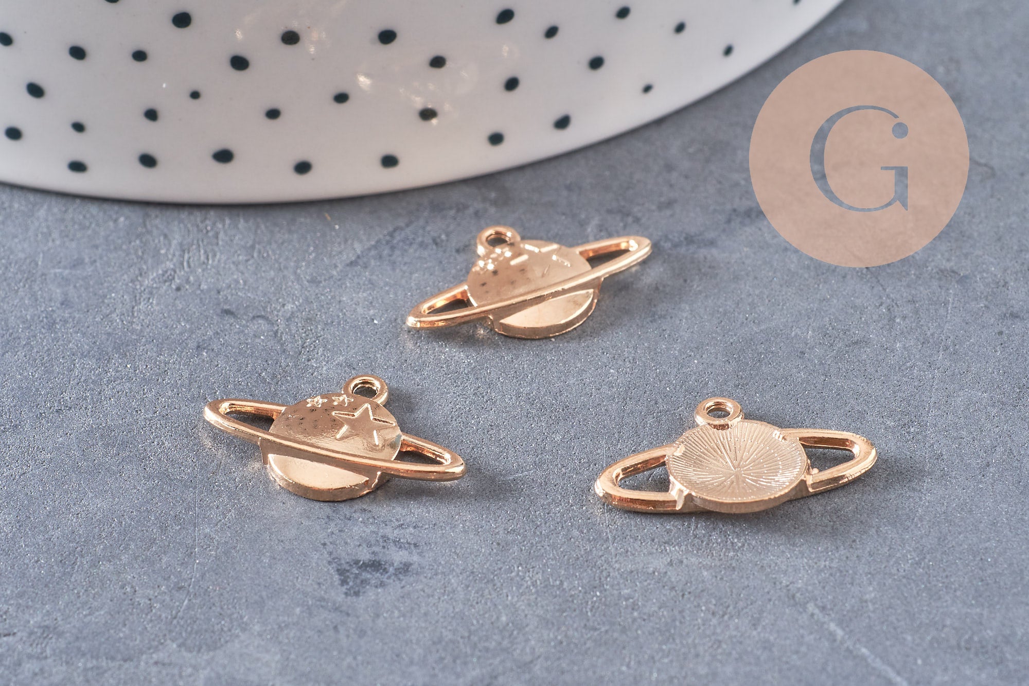 Gingerlily G10553 pendentif planète zamac doré 13.5mm
