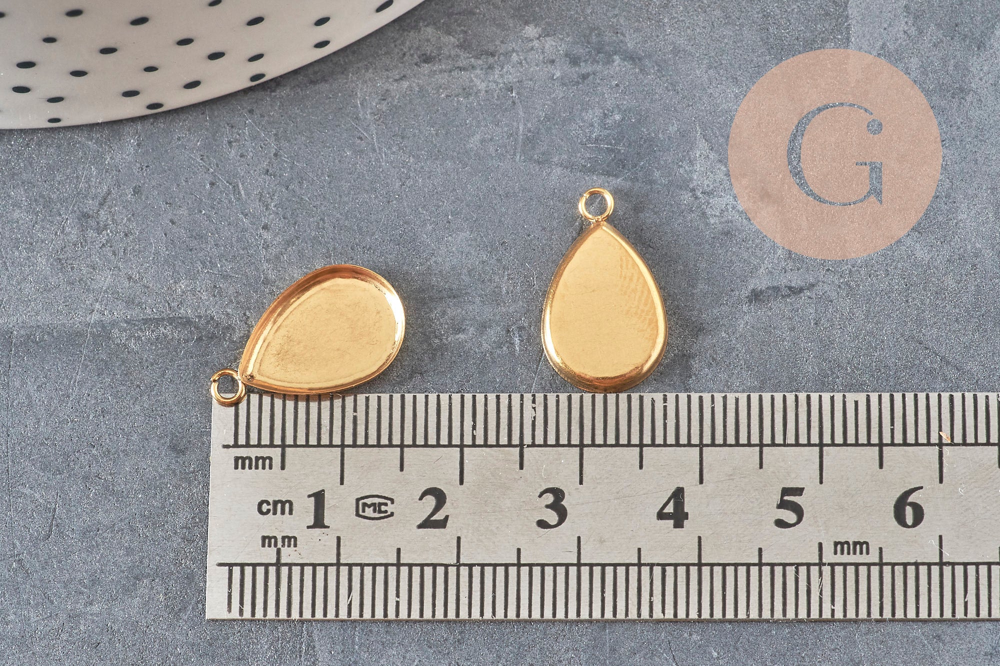Gingerlily G11218 pendentif goutte support cabochon doré 14x9