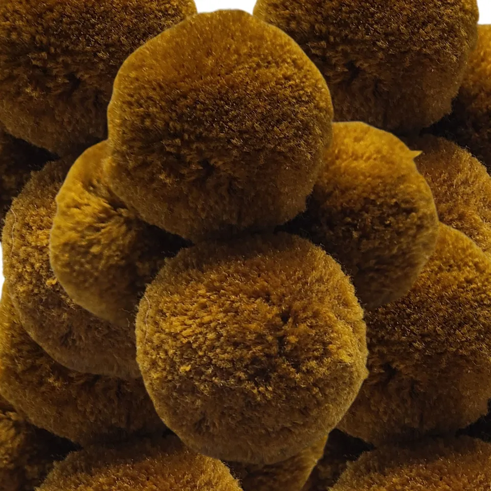 ARTSHOP Chouchous Balls 21 pompon boule Spéculoos 40MM