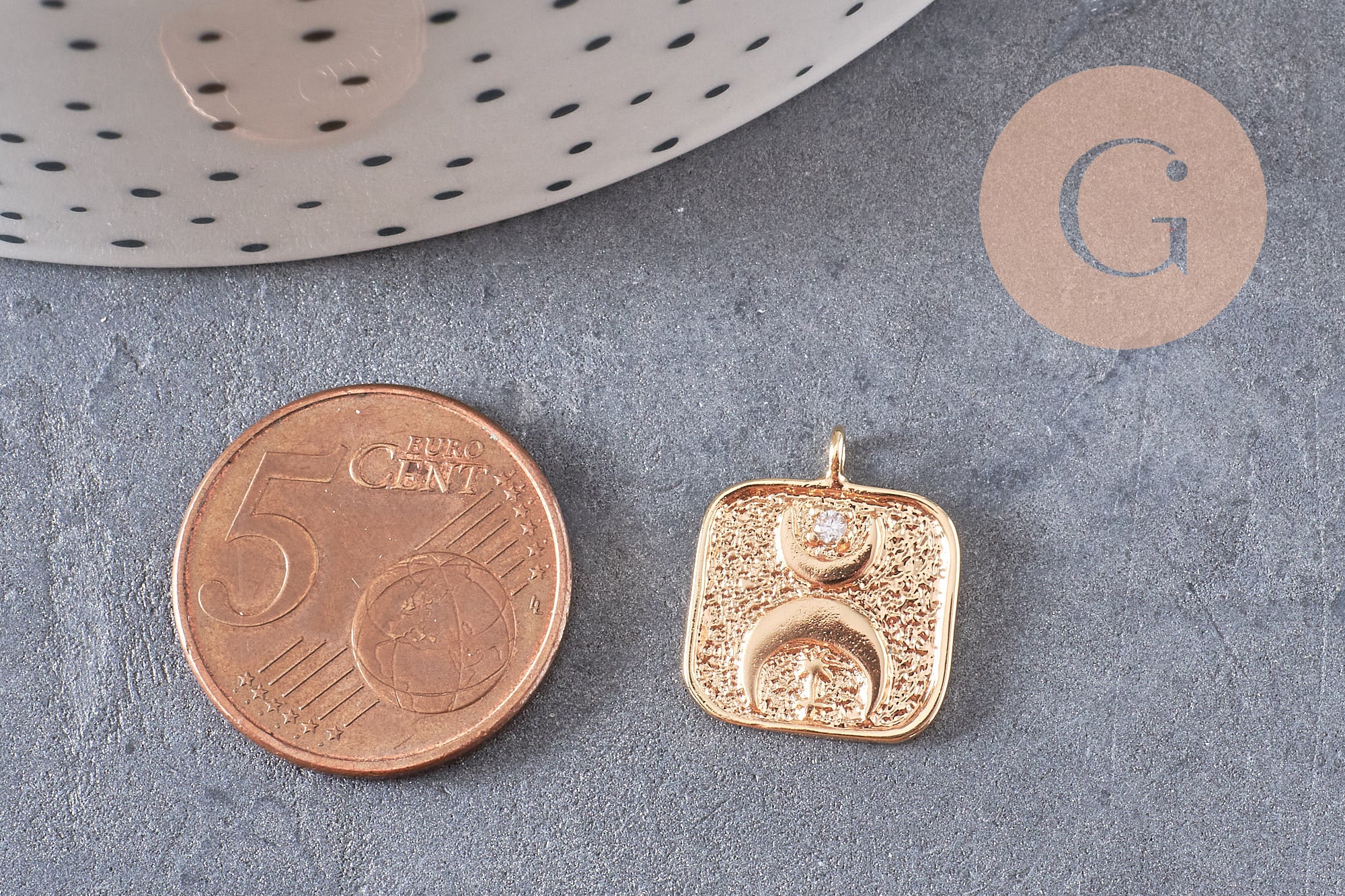 Gingerlily G10559 pendentif carré lune laiton doré 19mm x1