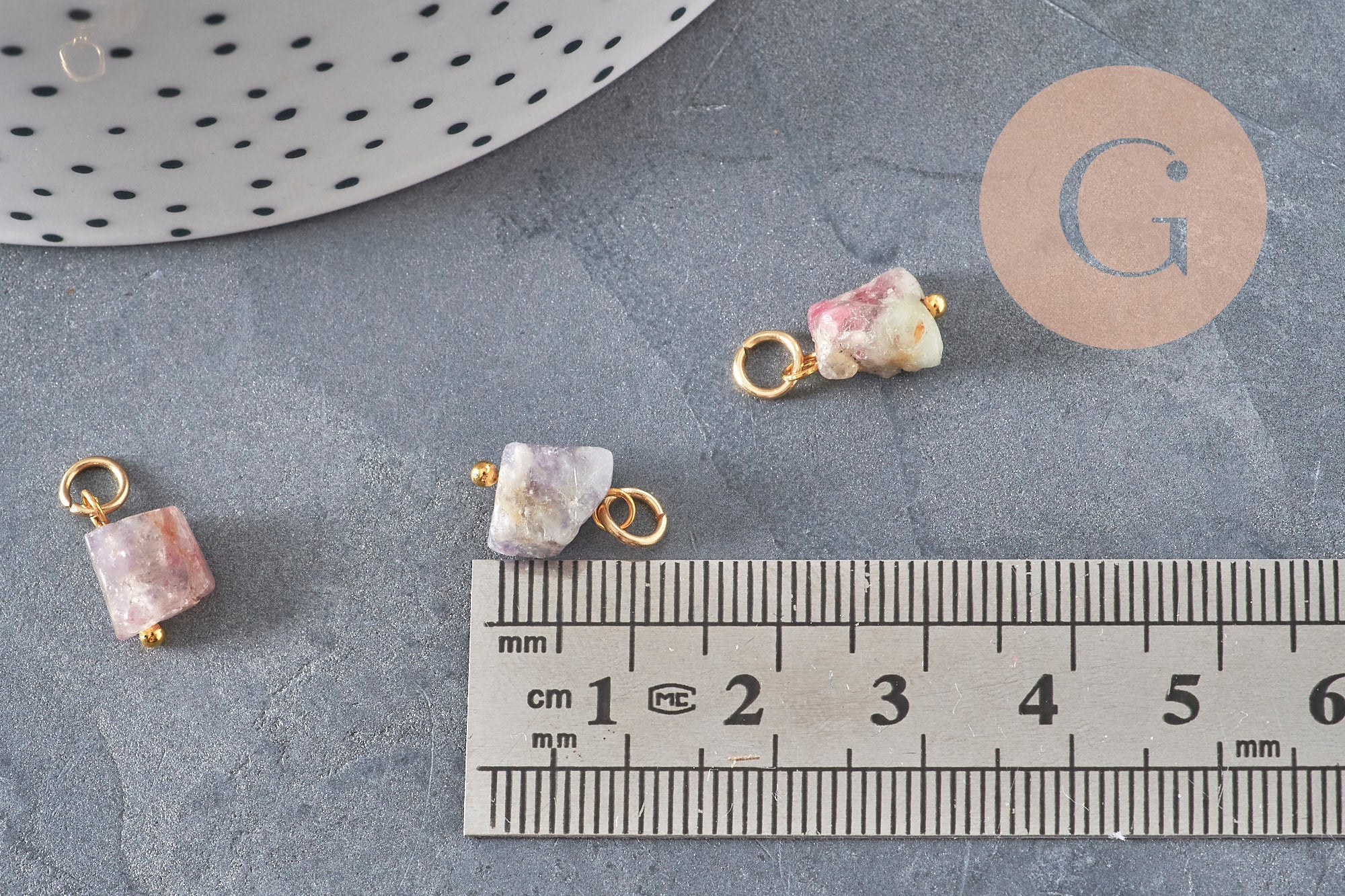 Gingerlily Cube Tourmaline Laiton Doré 11,5mm x1 Breloque