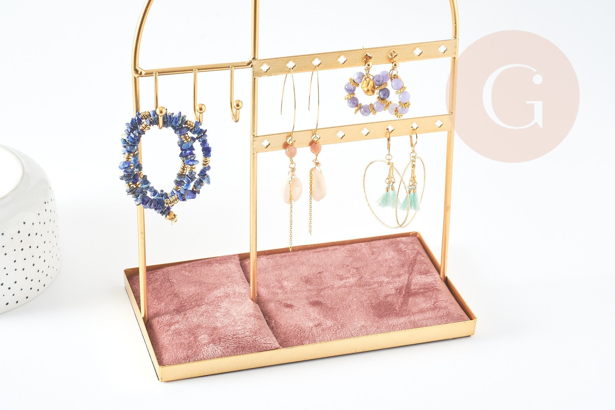 Gingerlily Présentoir à bijoux laiton doré velours vieux rose