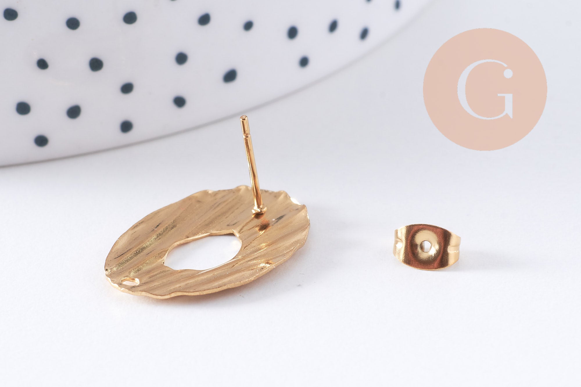 Gingerlily Boucles Ovale G10625 clous dorés 23mm x2