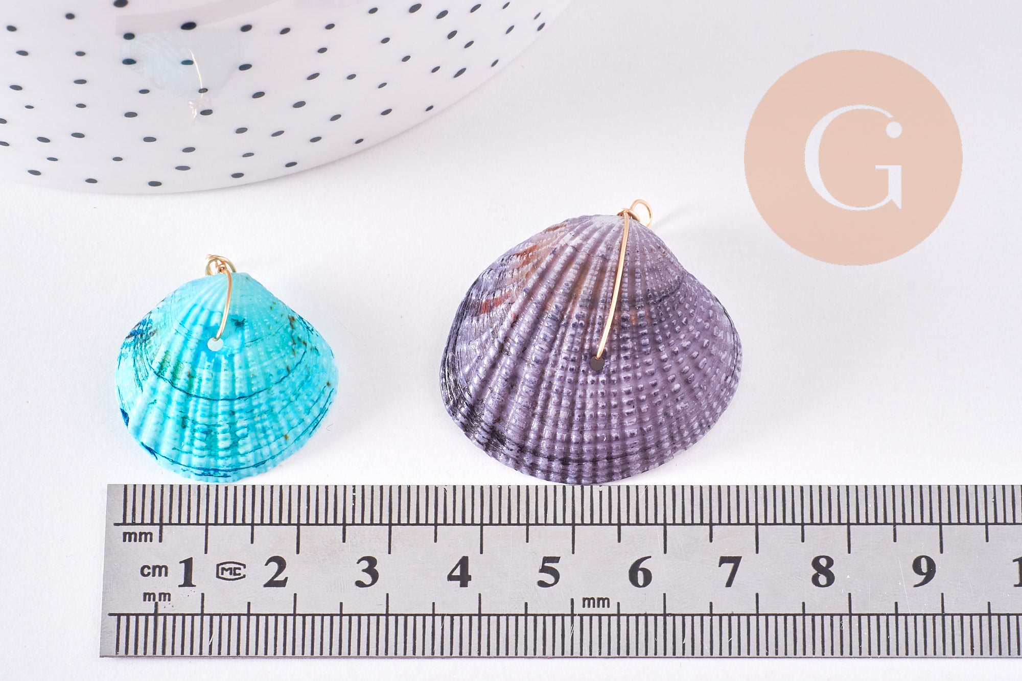 Gingerlily G10707 pendentif coquillage blanc fil cuivre 27-36 mm