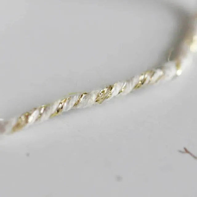 Gingerlily Perles G1164 cordon blanc or 2,5 mm 5 m