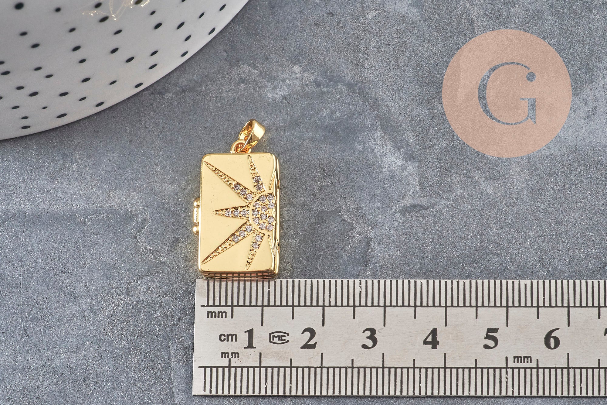 Gingerlily G11042 Pendentif locket rectangle doré 18K zircon