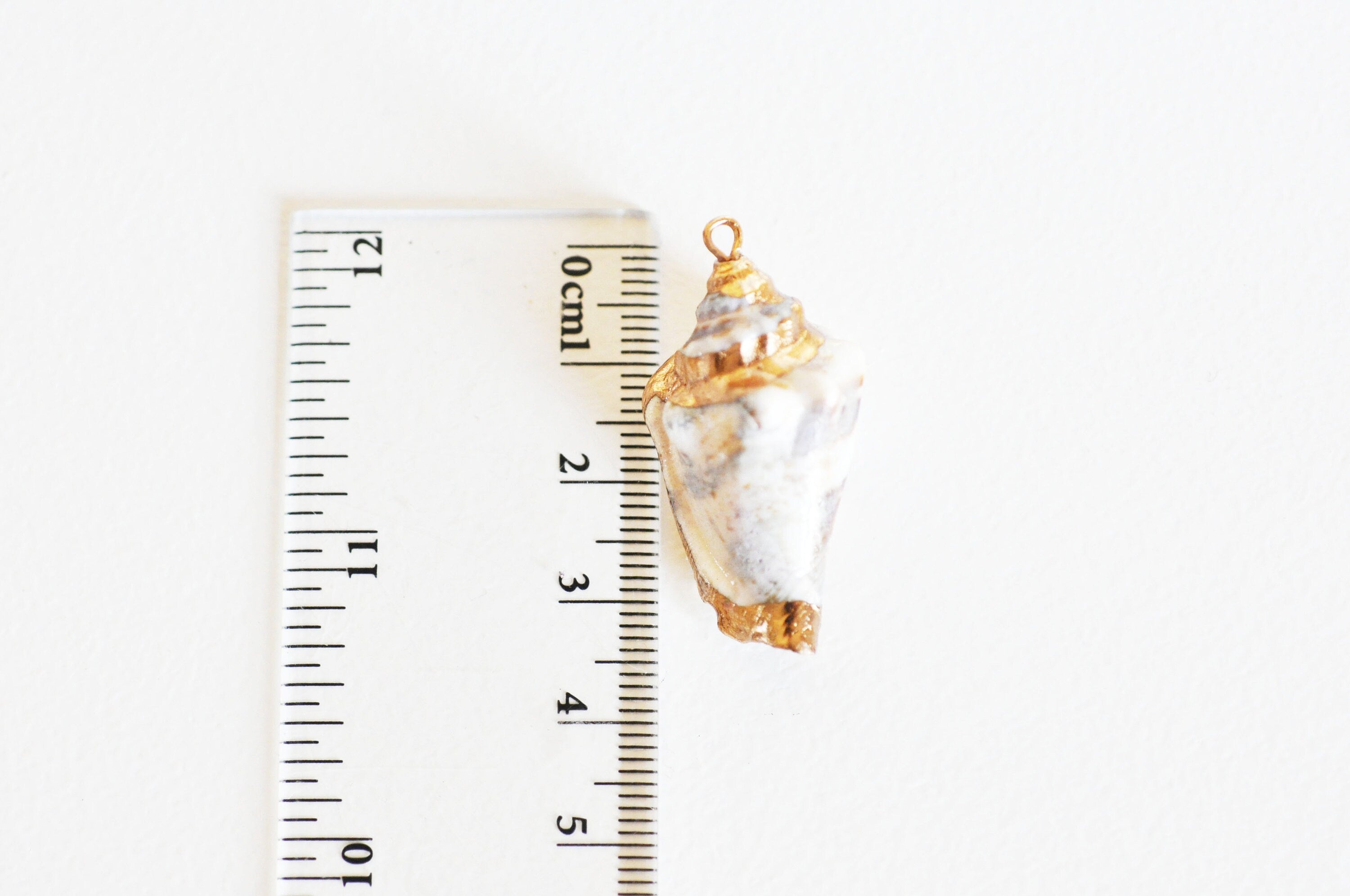 Gingerlily Pendentif coquillage spirale doré 38-51mm