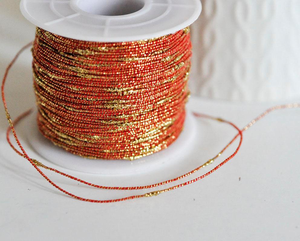 Gingerlily Perles G1489 cordon rouge or 1,5mm 1 mètre nylon