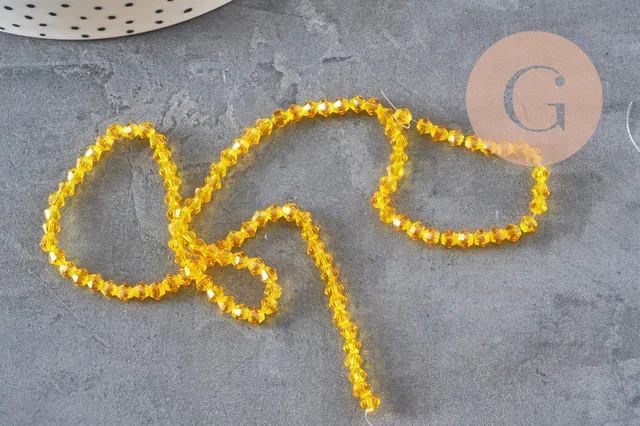 Gingerlily Perles toupies G11343 jaune 3,8mm fil 32cm