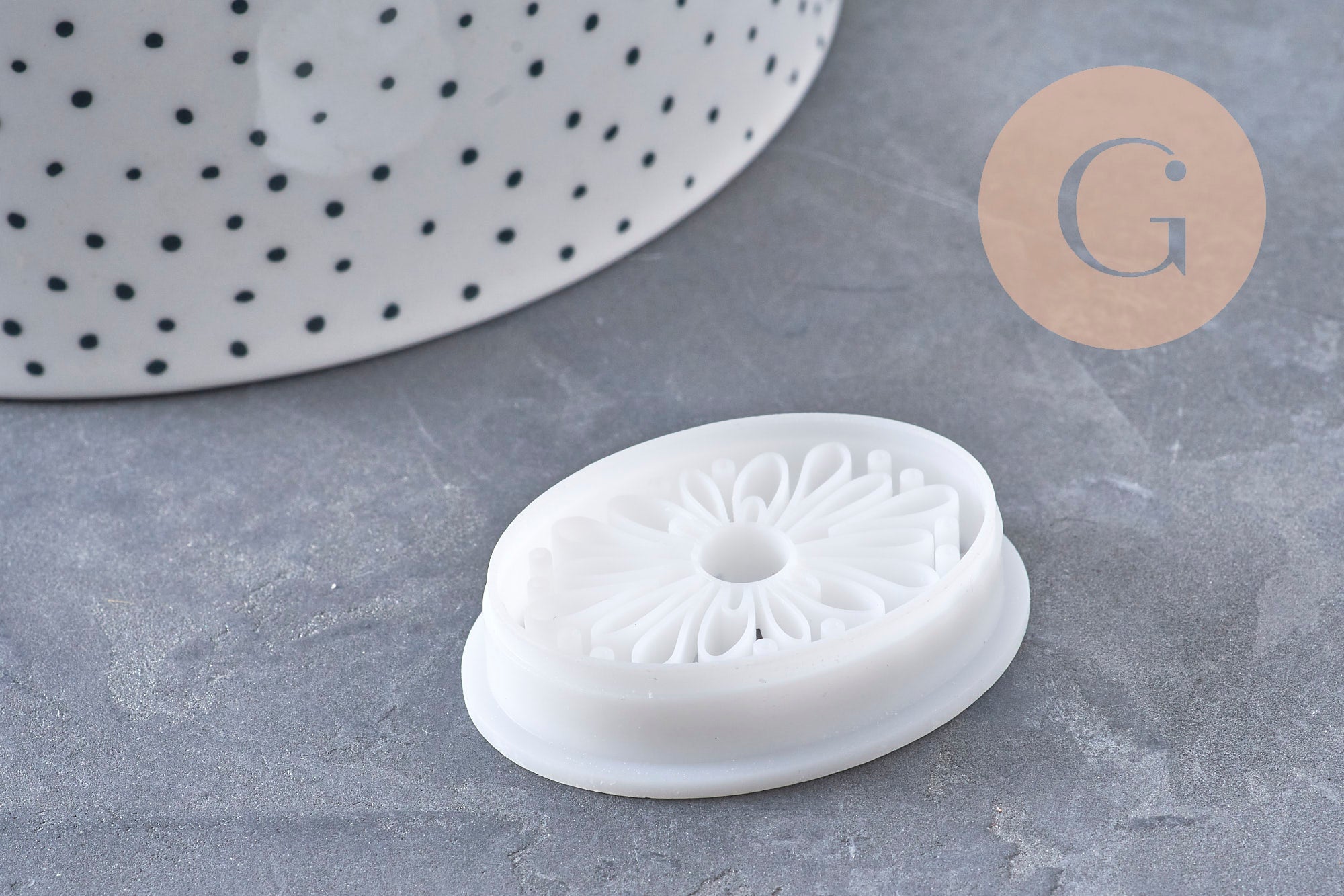 Gingerlily Emporte-pièce ovale fleur créole 40mm x1