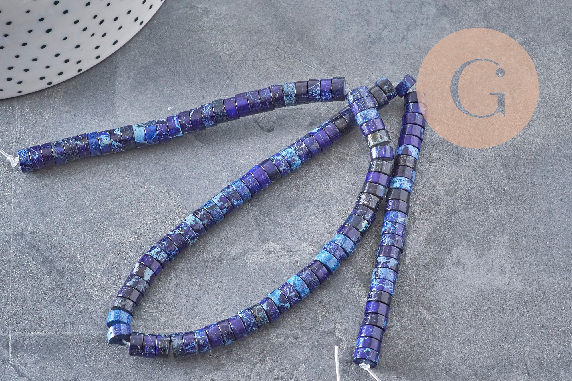 Gingerlily Perles heishi jaspe G5531 bleu impérial fil 40cm
