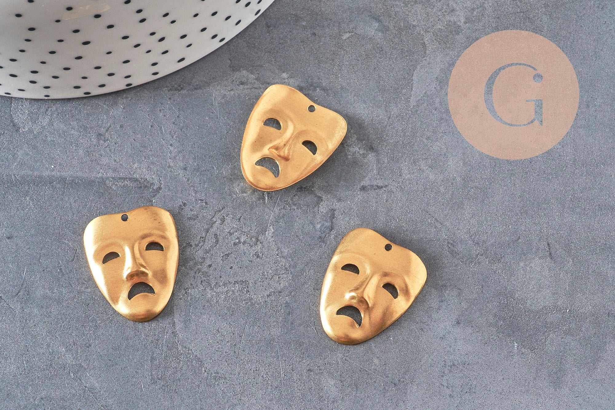 Gingerlily Pendentifs masque carnaval pendentif laiton brut 25mm