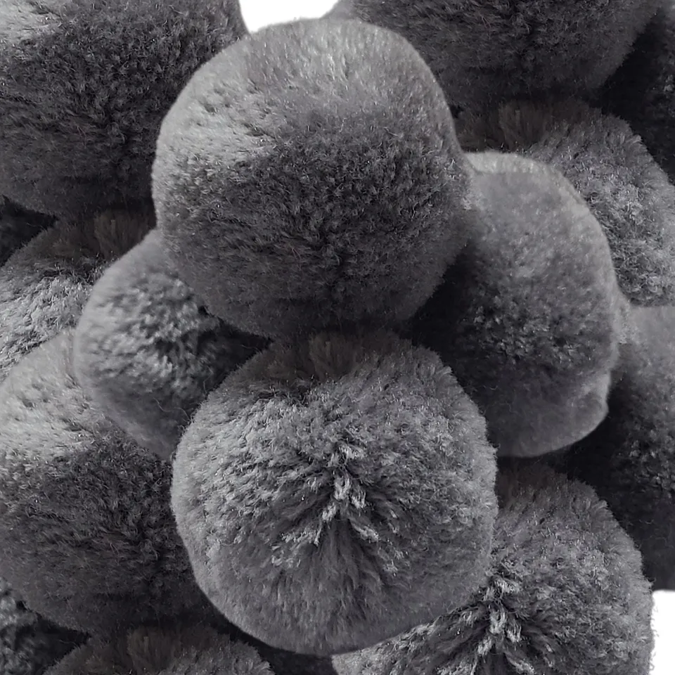 Artshop Chouchous Balls pompon gris 40 mm