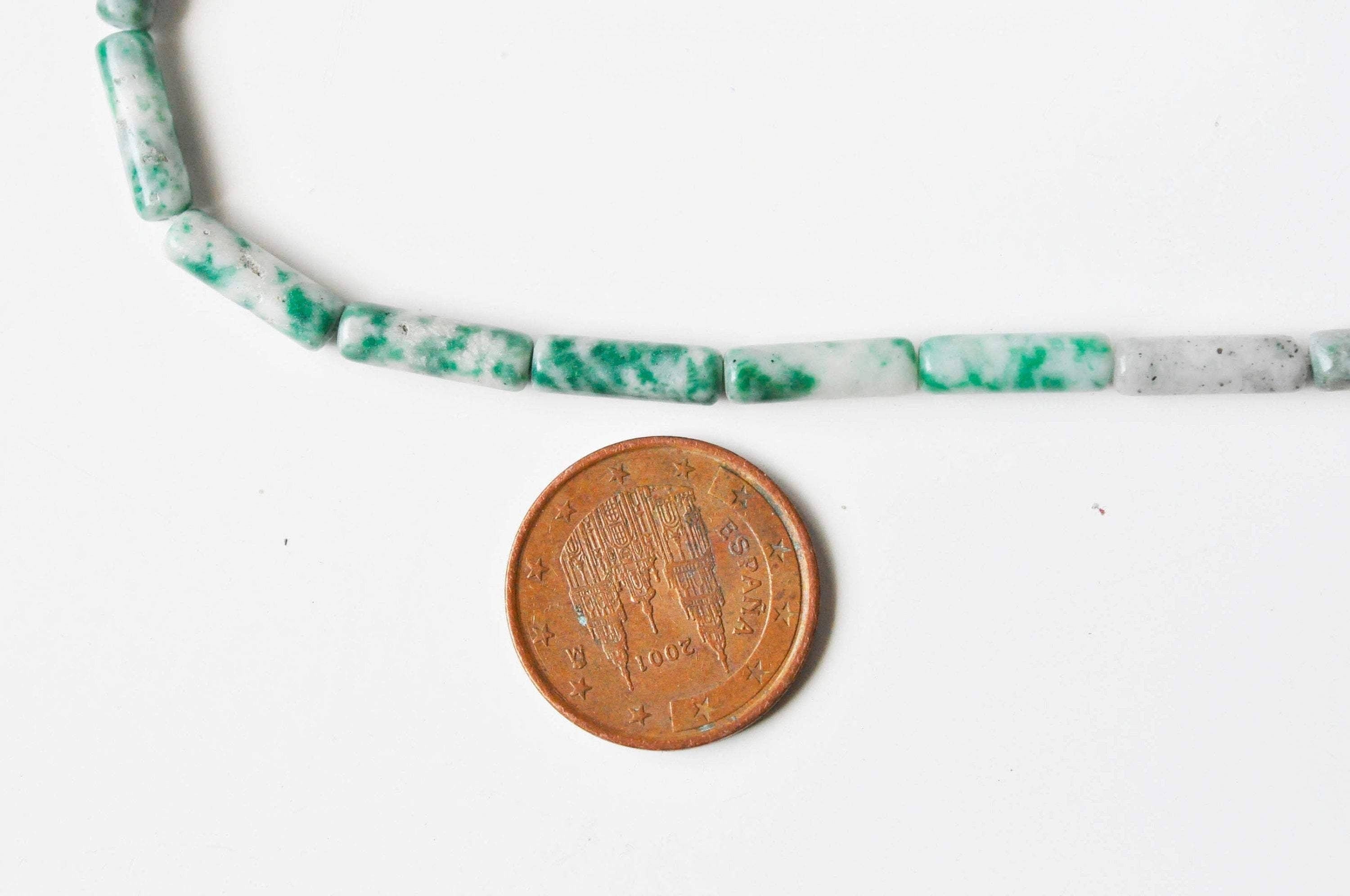 Gingerlily Perles tube jade Qinghai vert 13mm fil 28 perles