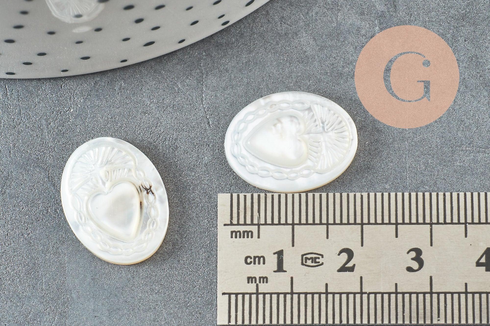 Gingerlily Cabochons G9623 cabochon nacre Coeur Ex Voto 20x15