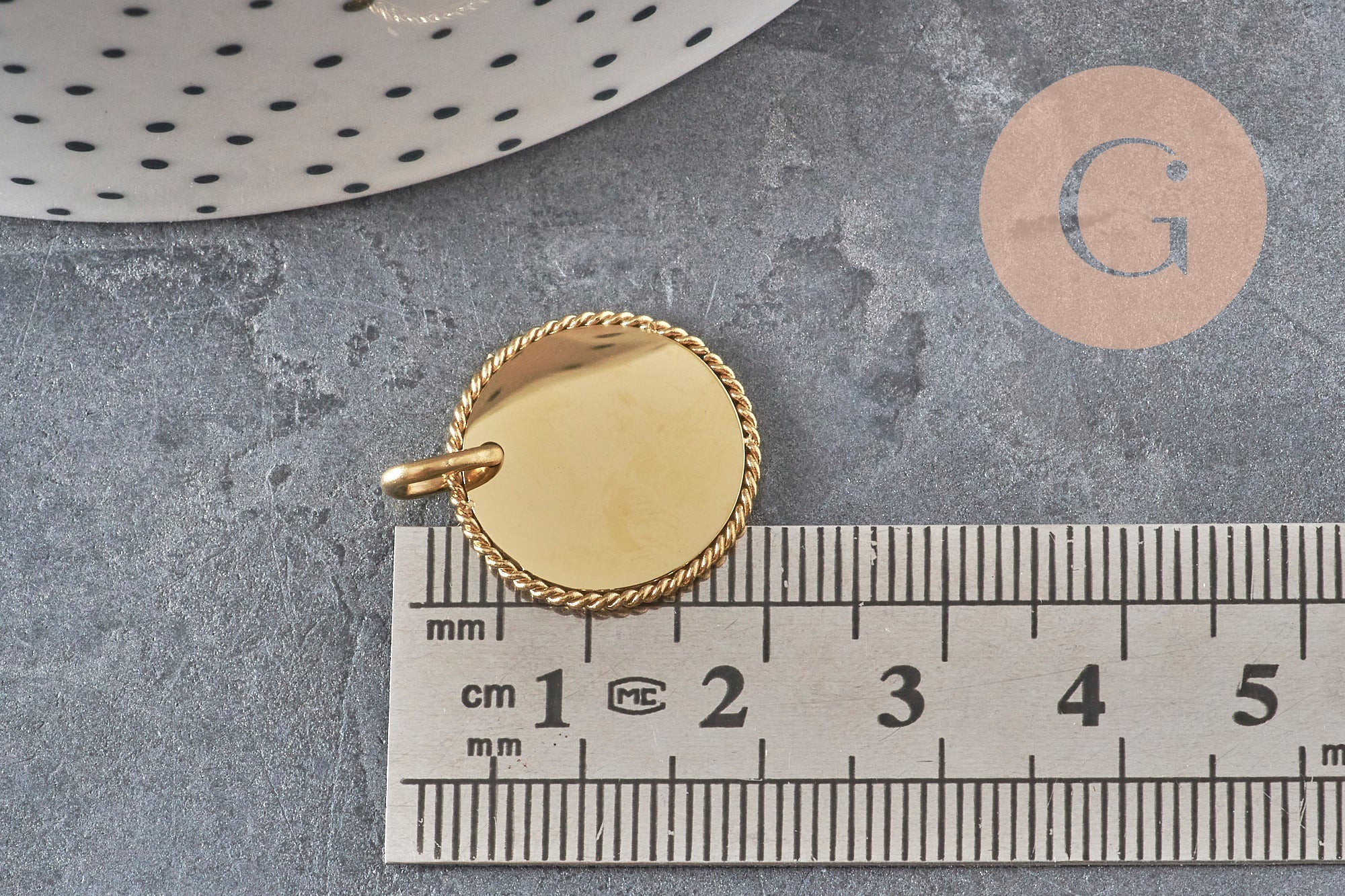 Gingerlily G11376 médaille ronde acier doré 18mm