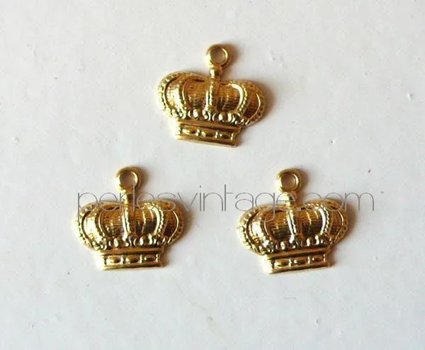 Gingerlily Pendentifs breloque couronne laiton brut