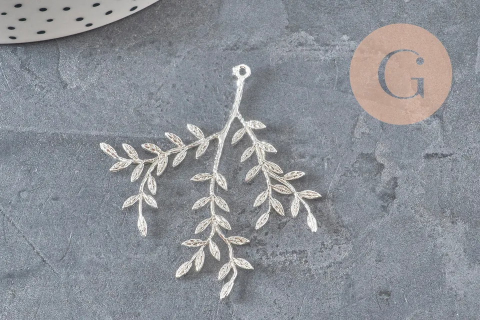 Gingerlily Pendentif G11339 branche feuille laiton argenté 49mm
