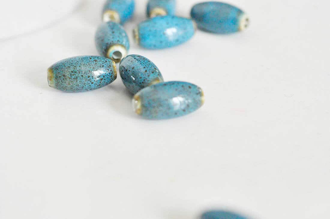 Gingerlily Perles ovales porcelaine bleue émaillée x5 16mm