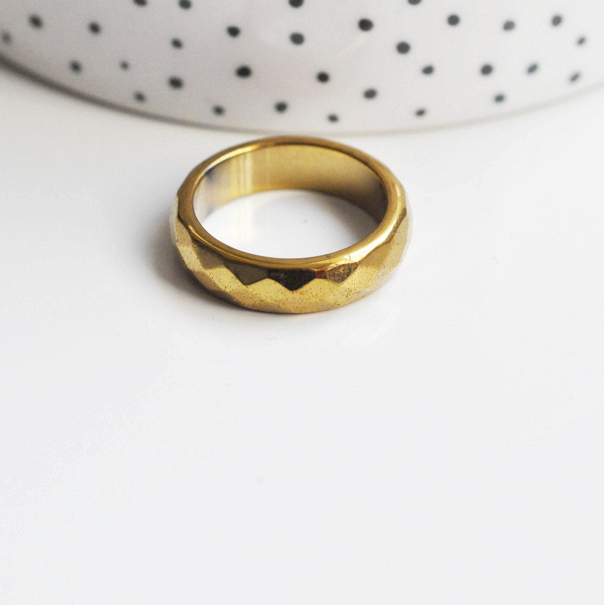 Gingerlily Bague hématite doré facetté 19mm x1