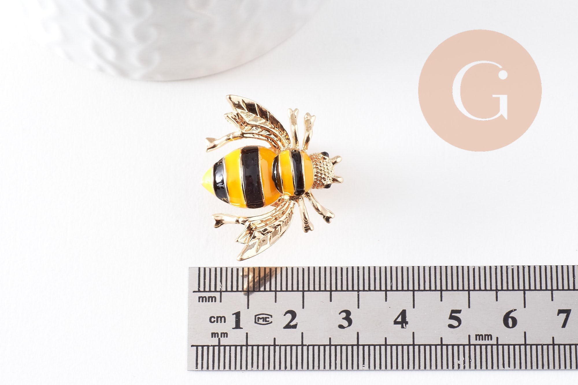 Gingerlily G9923 broche abeille émail noir jaune doré 29mm