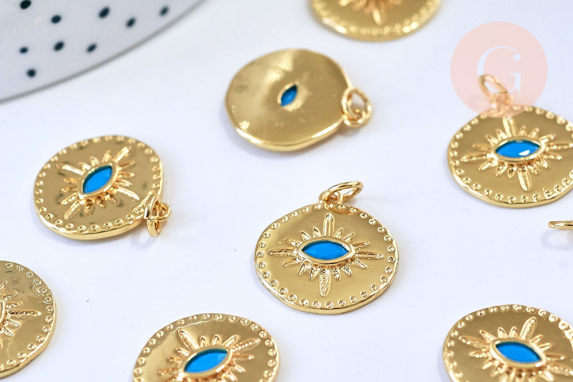 Gingerlily Pendentif médaille oeil bleu doré 19mm x1