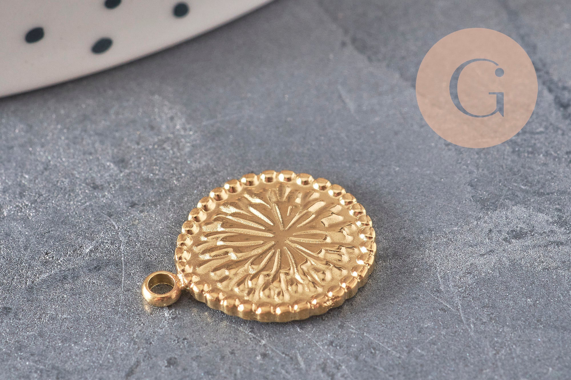 Gingerlily médaille fleur G11326 pendentif acier doré 18,5 mm