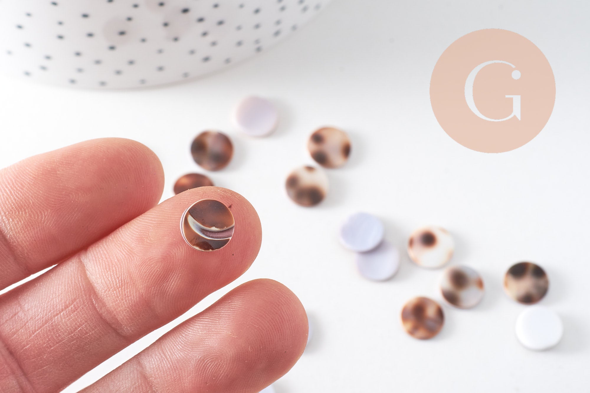 Gingerlily cabochon rond nacre léopard 10mm x10 G5059