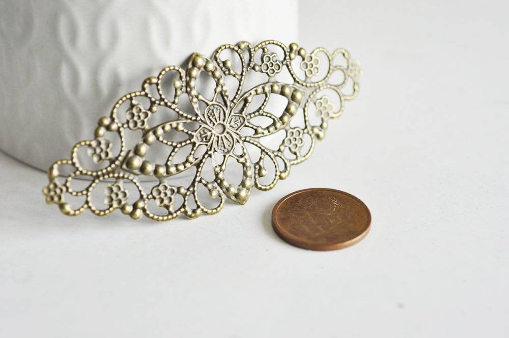 Gingerlily Pendentif fleur filigrane bronze 81mm x1