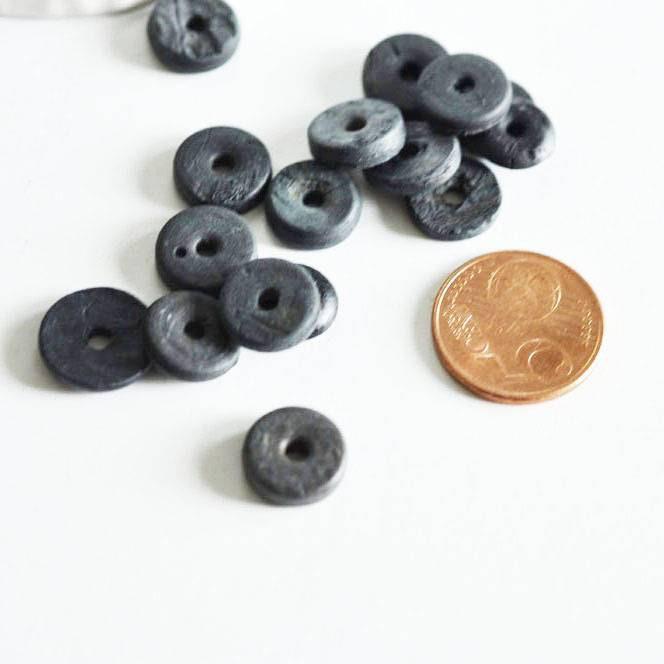 Gingerlily perles disque coco noir 12mm les 50