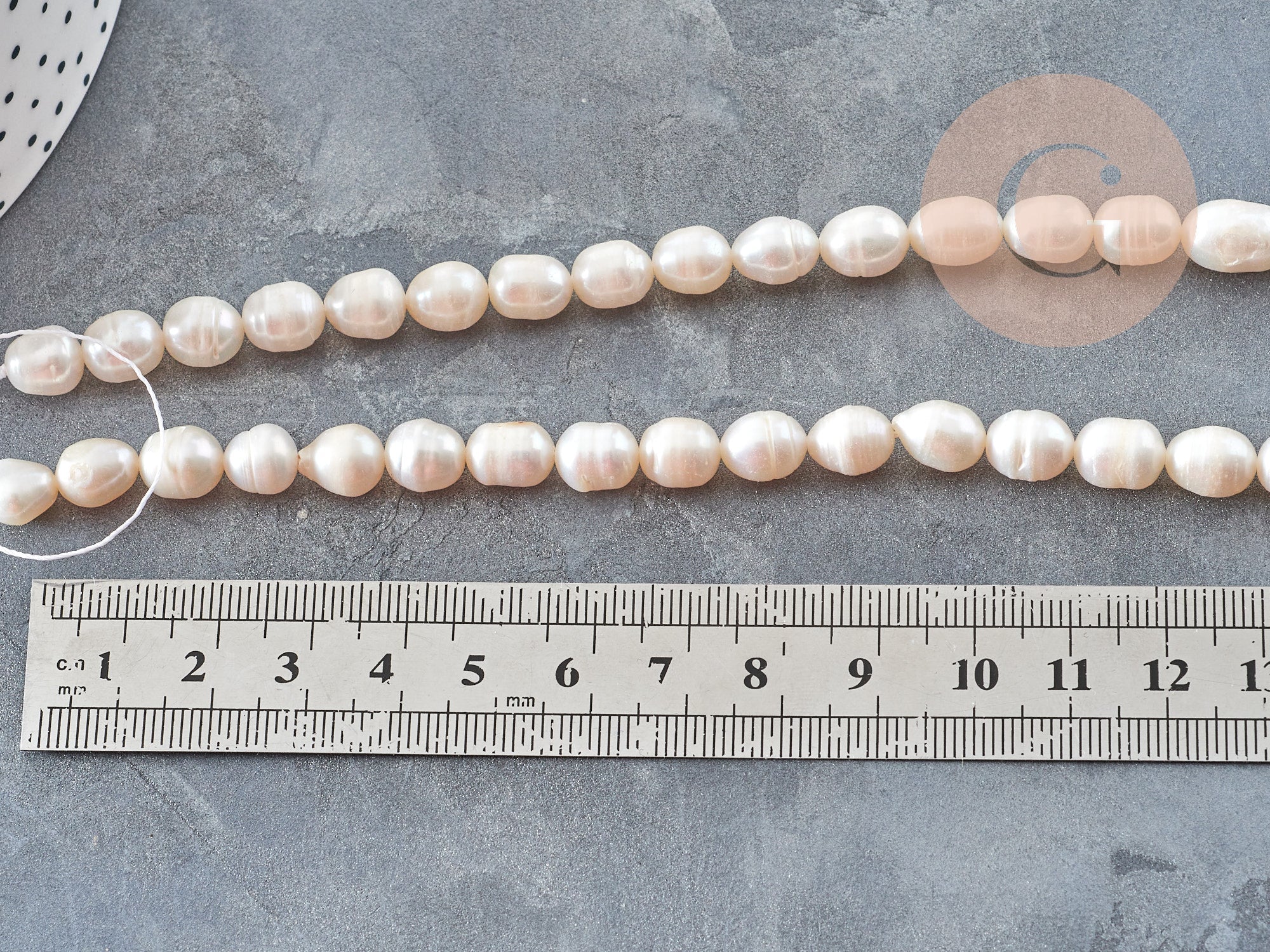 Gingerlily Perles eau douce blanches ovales fil 35cm