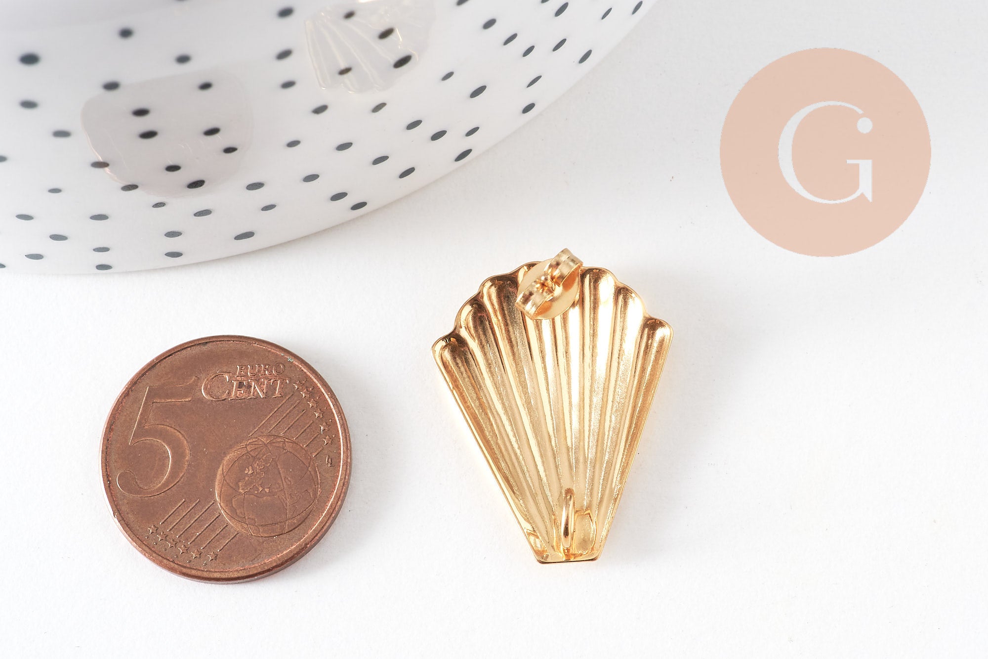 Gingerlily Pendentifs G10756 clous coquillage doré 26mm la paire