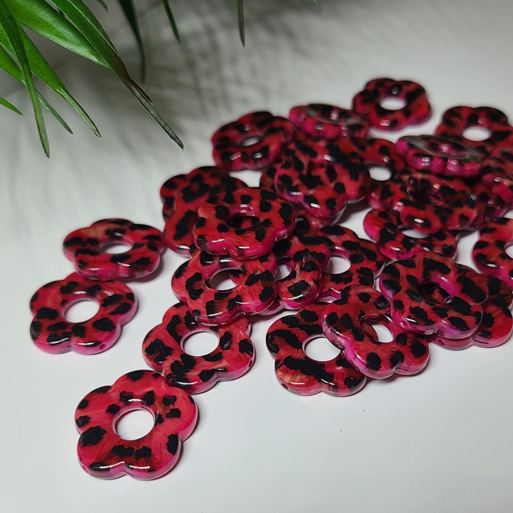 ARTSHOP Flower power pendentif fleur capucine framboise 27mm x1