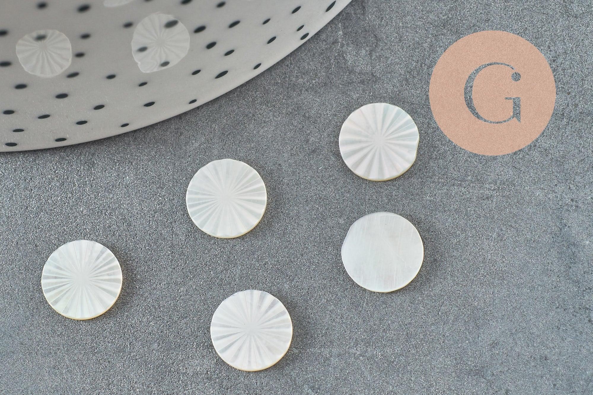 Gingerlily G9628 cabochon rond nacre blanche gravé 10mm