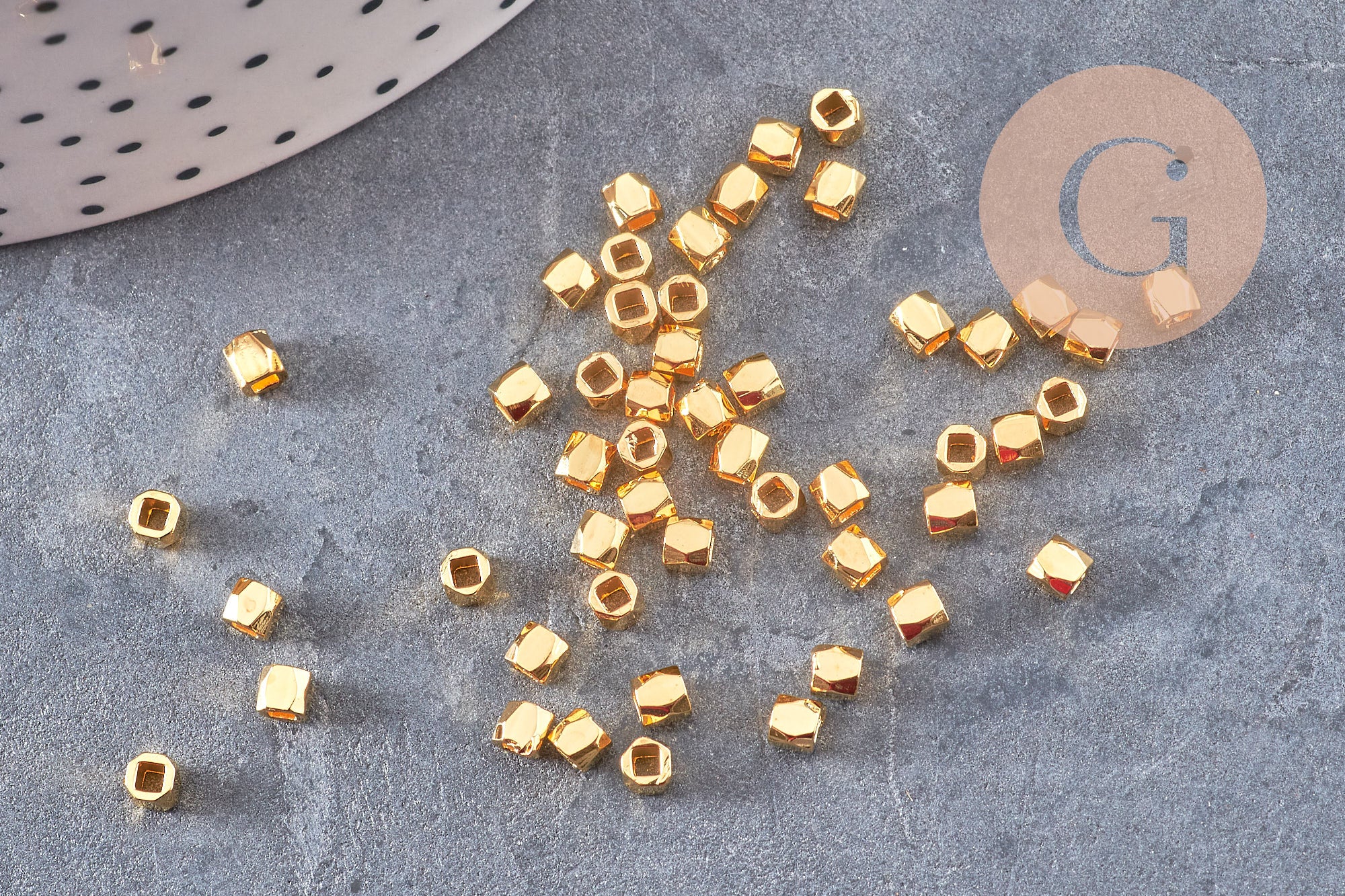 Gingerlily Perles intercalaires facettées laiton perles 3mm doré x50